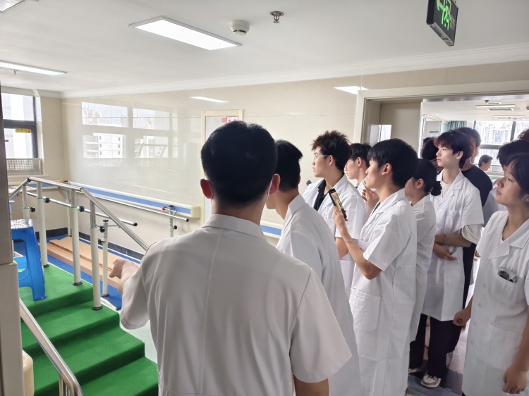 F96BD38F6509980A4A8C101A6590B932_副本.jpg