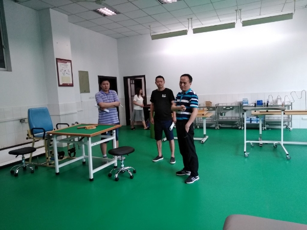 sbo利记开展运动人体科学实验实训中心安全检查专项工作.jpg